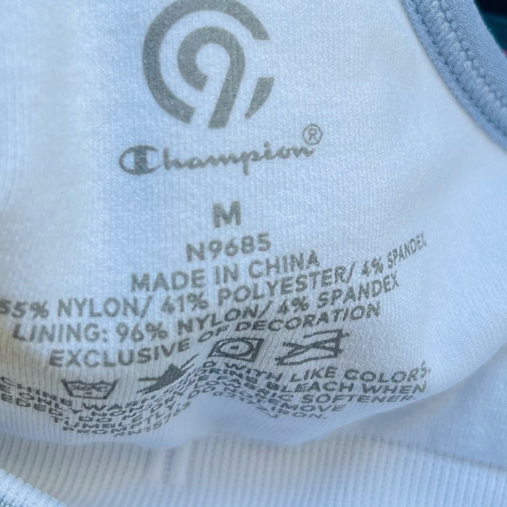 Champion Women's Racerback Sports Bra - Picture 4 of 6